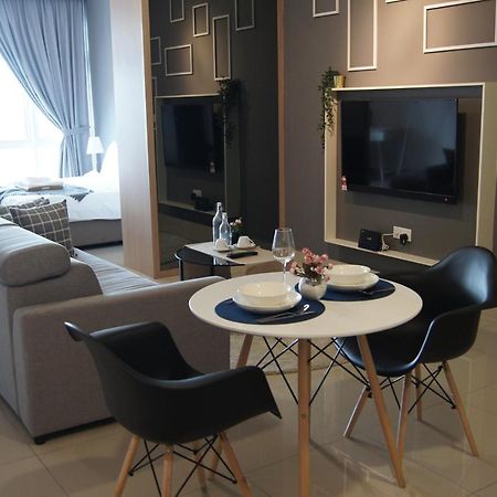 Twin Galaxy Suites By Iconic Bliss Johor Bahru Dış mekan fotoğraf