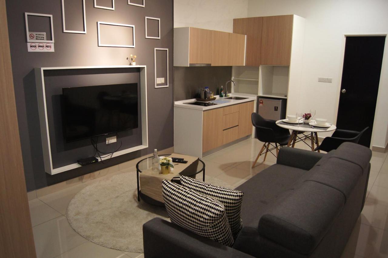 Twin Galaxy Suites By Iconic Bliss Johor Bahru Dış mekan fotoğraf