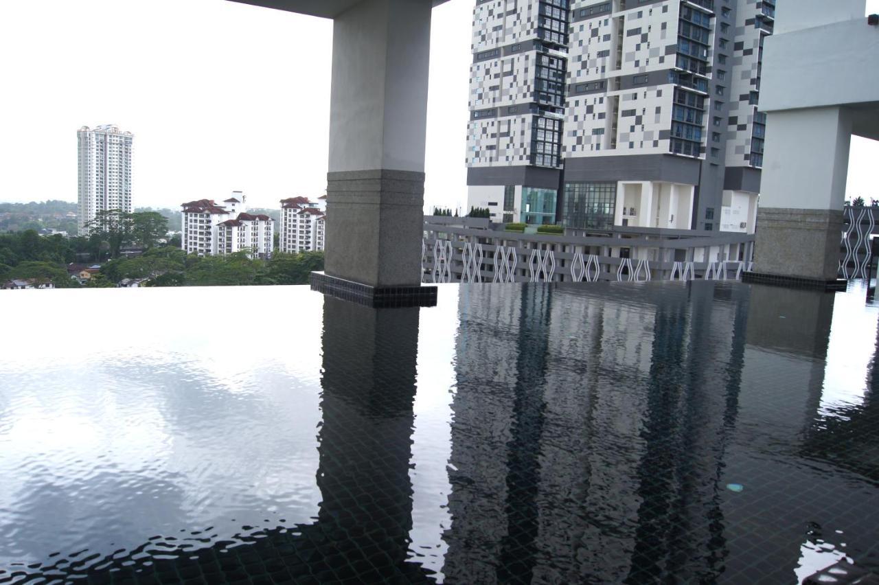 Twin Galaxy Suites By Iconic Bliss Johor Bahru Dış mekan fotoğraf