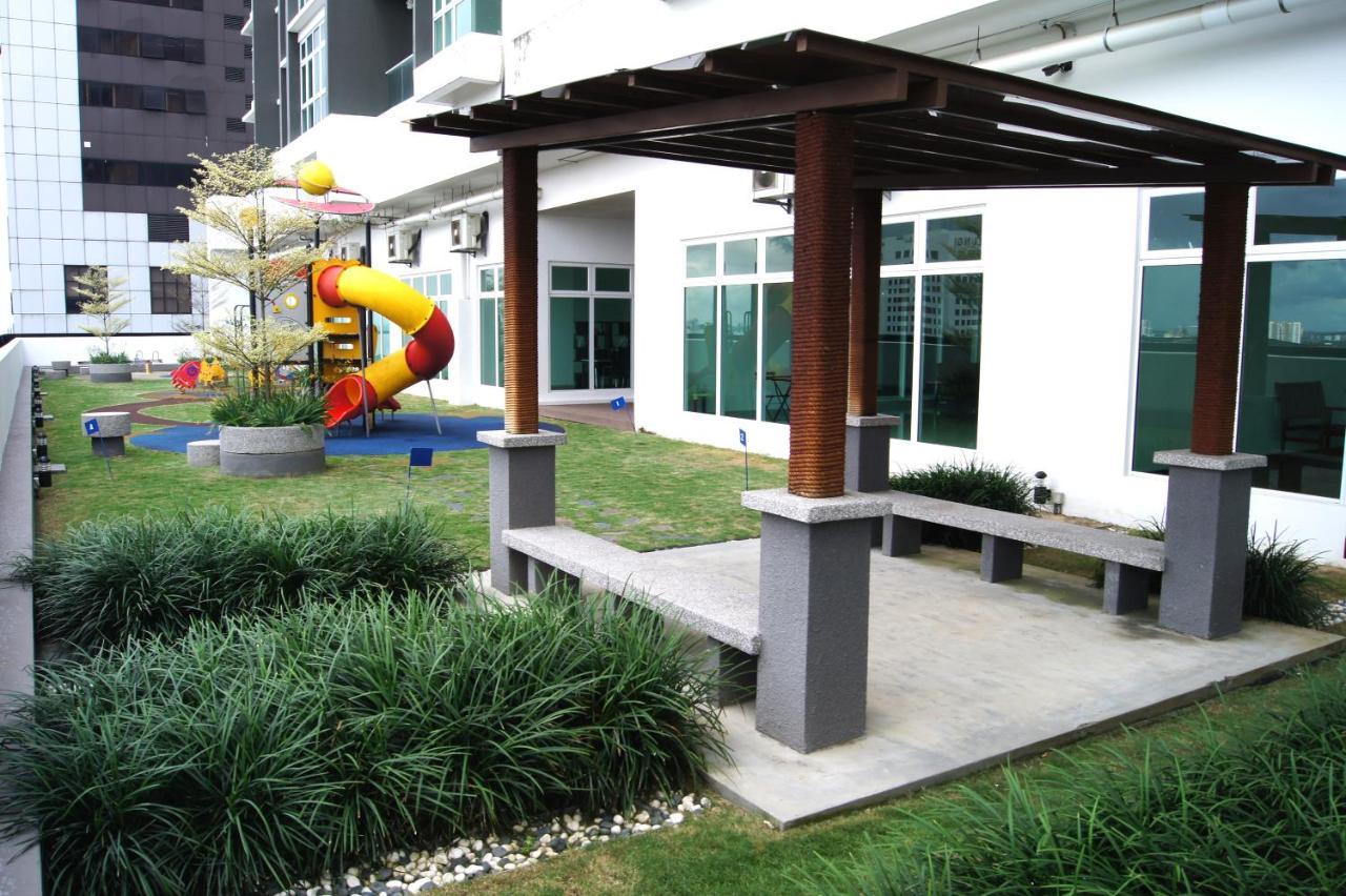 Twin Galaxy Suites By Iconic Bliss Johor Bahru Dış mekan fotoğraf