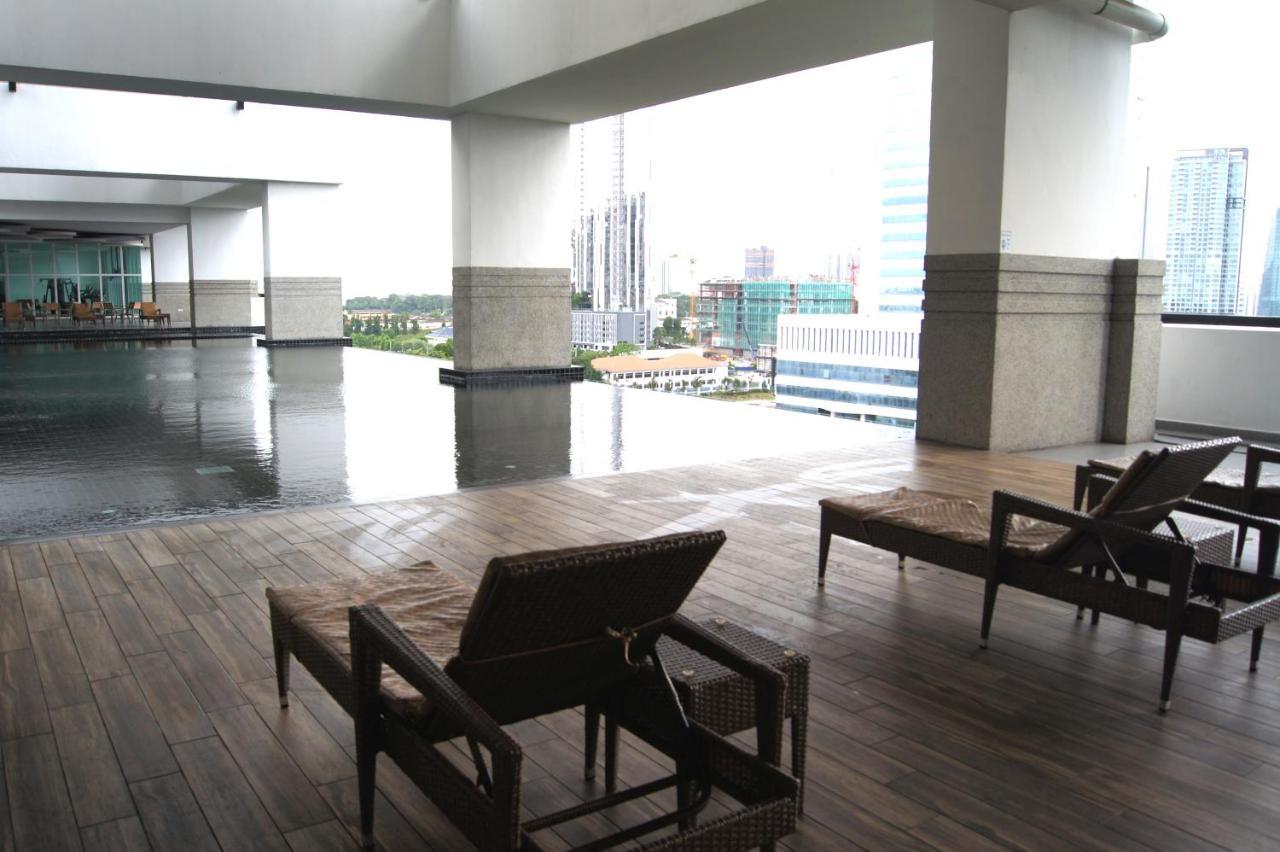 Twin Galaxy Suites By Iconic Bliss Johor Bahru Dış mekan fotoğraf
