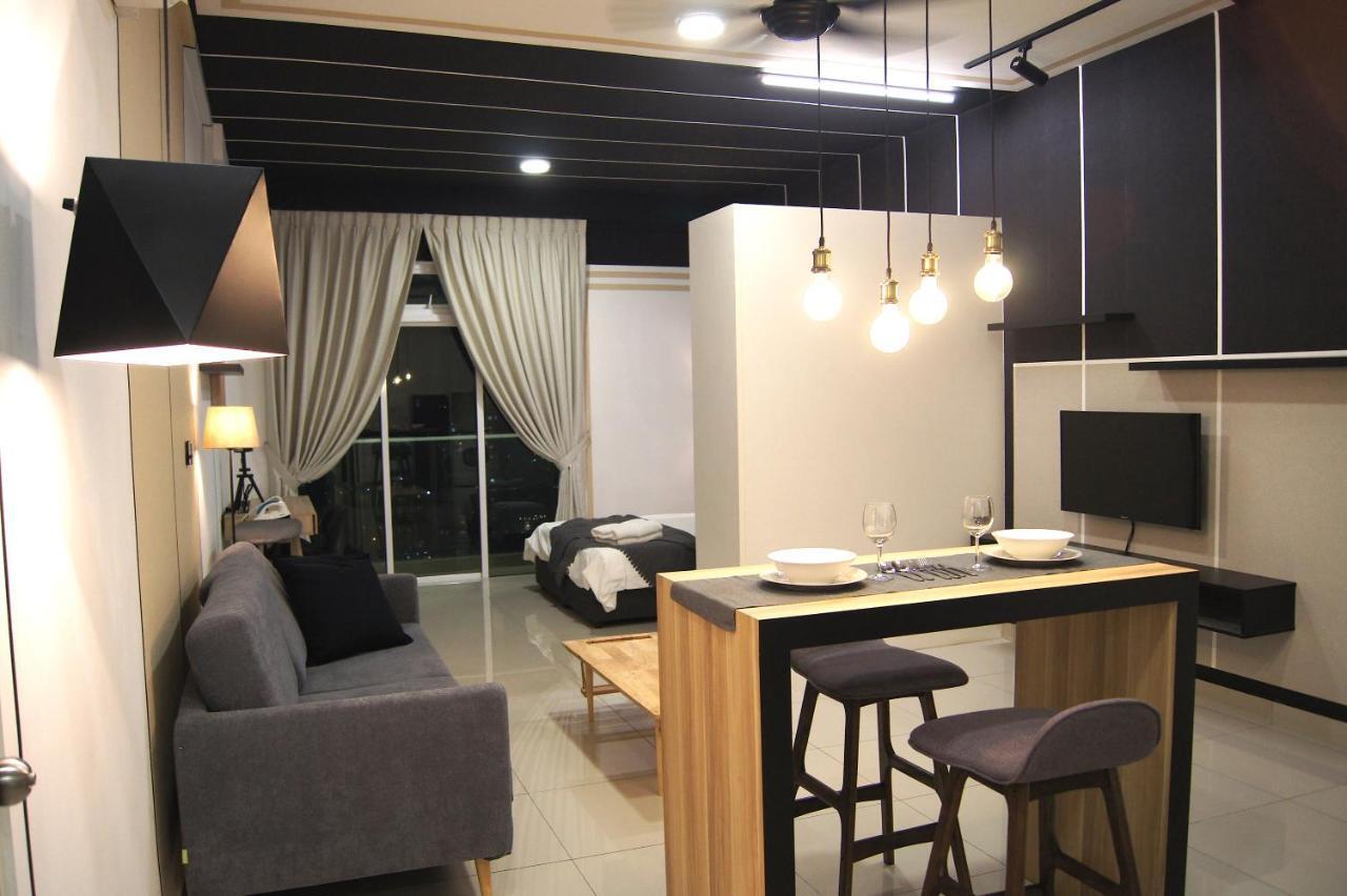 Twin Galaxy Suites By Iconic Bliss Johor Bahru Dış mekan fotoğraf
