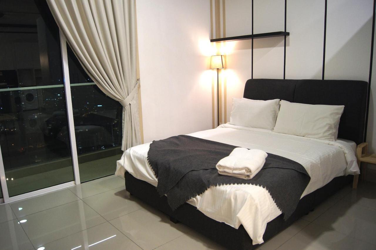 Twin Galaxy Suites By Iconic Bliss Johor Bahru Dış mekan fotoğraf